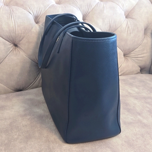 Tory Burch Caitlin Navy Hudson Bay Blue Saffiano leather tote - Picture 5 of 12